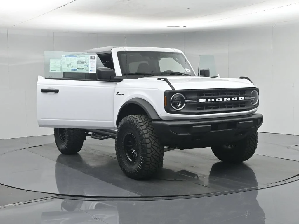 New 2026 Oxford White Ford Base image 30