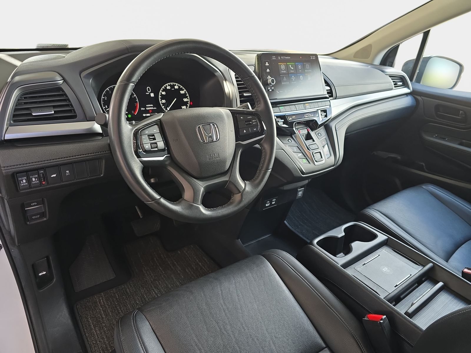 Used 2025  Honda EX-L image 19