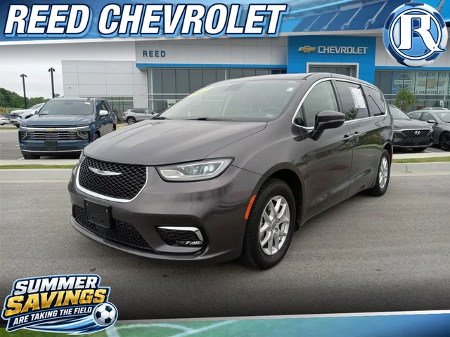 2023 Chrysler Pacifica Touring L