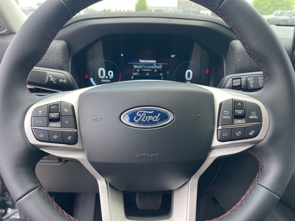 New 2026 Vapor Blue Metallic Ford Active w/200A Pkg image 16
