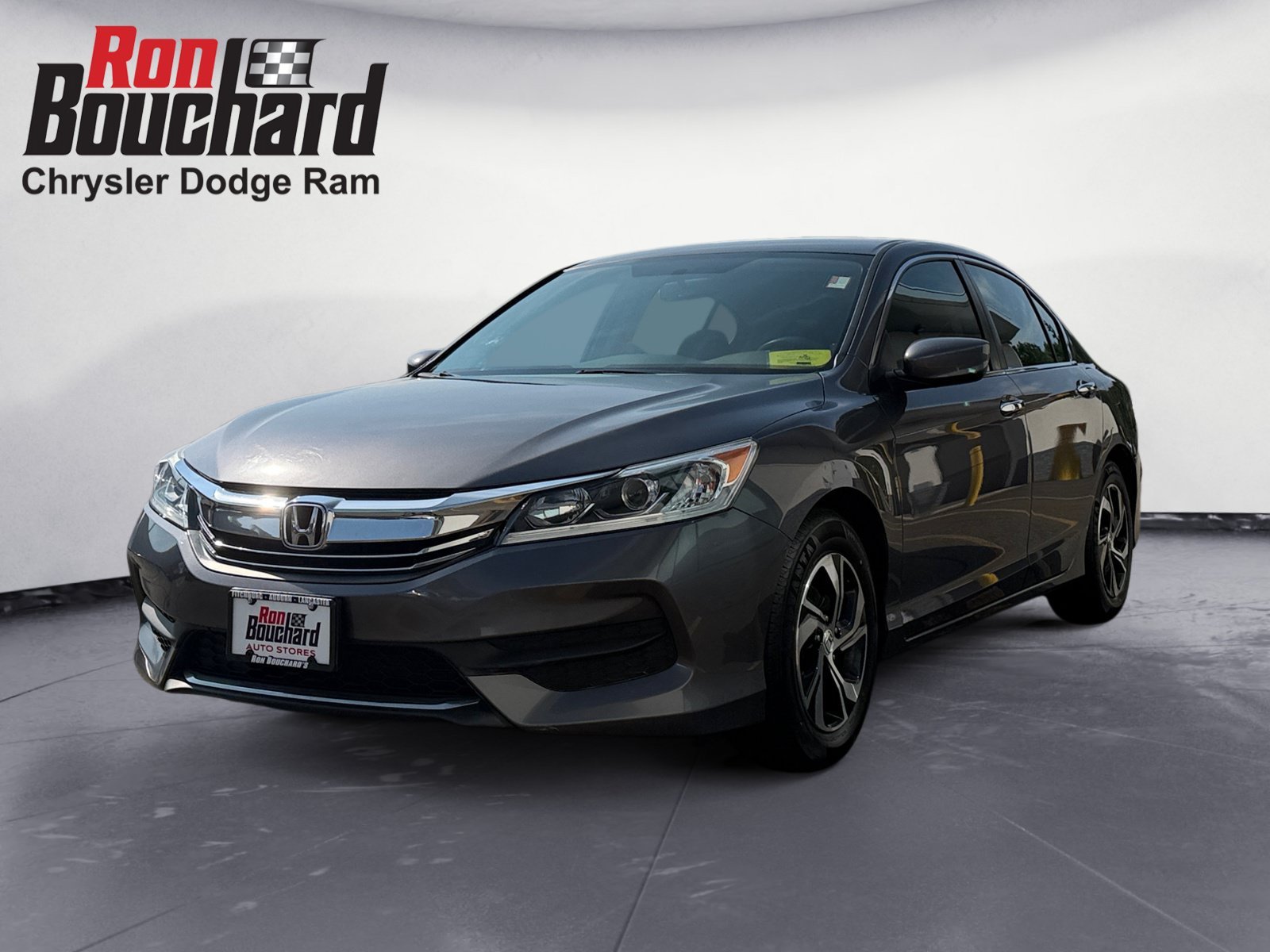 Used 2017 Gray Honda LX image 5
