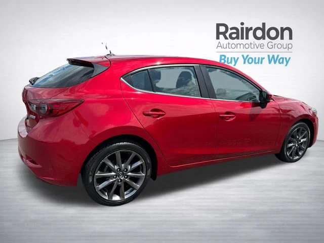 Used 2018 Soul Red Metallic Mazda Touring image 7