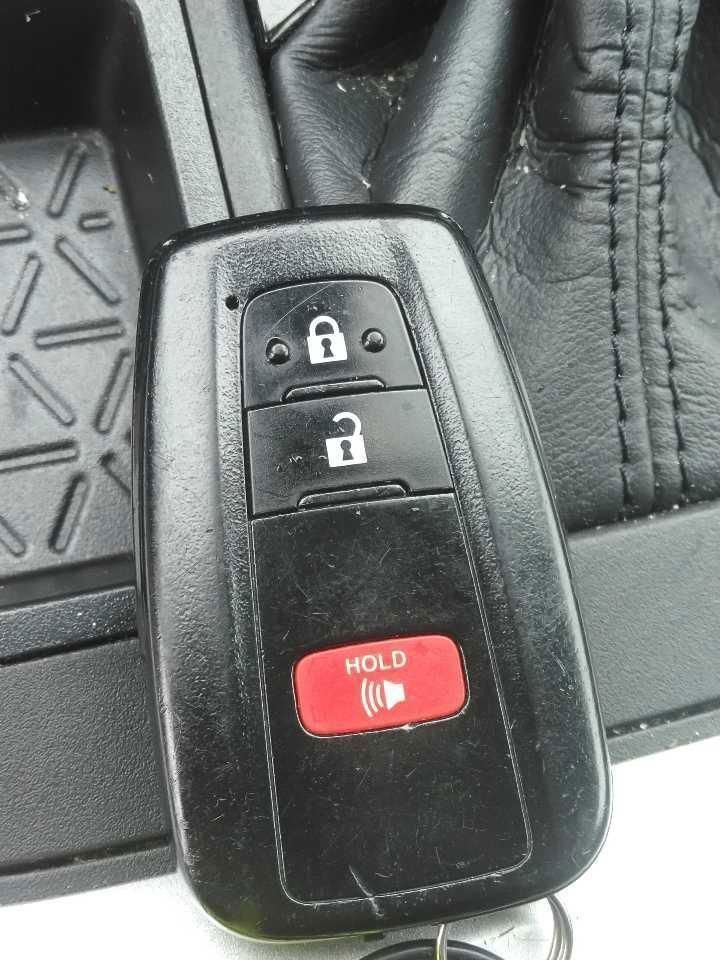 Used 2024 Gray Toyota XLE image 3