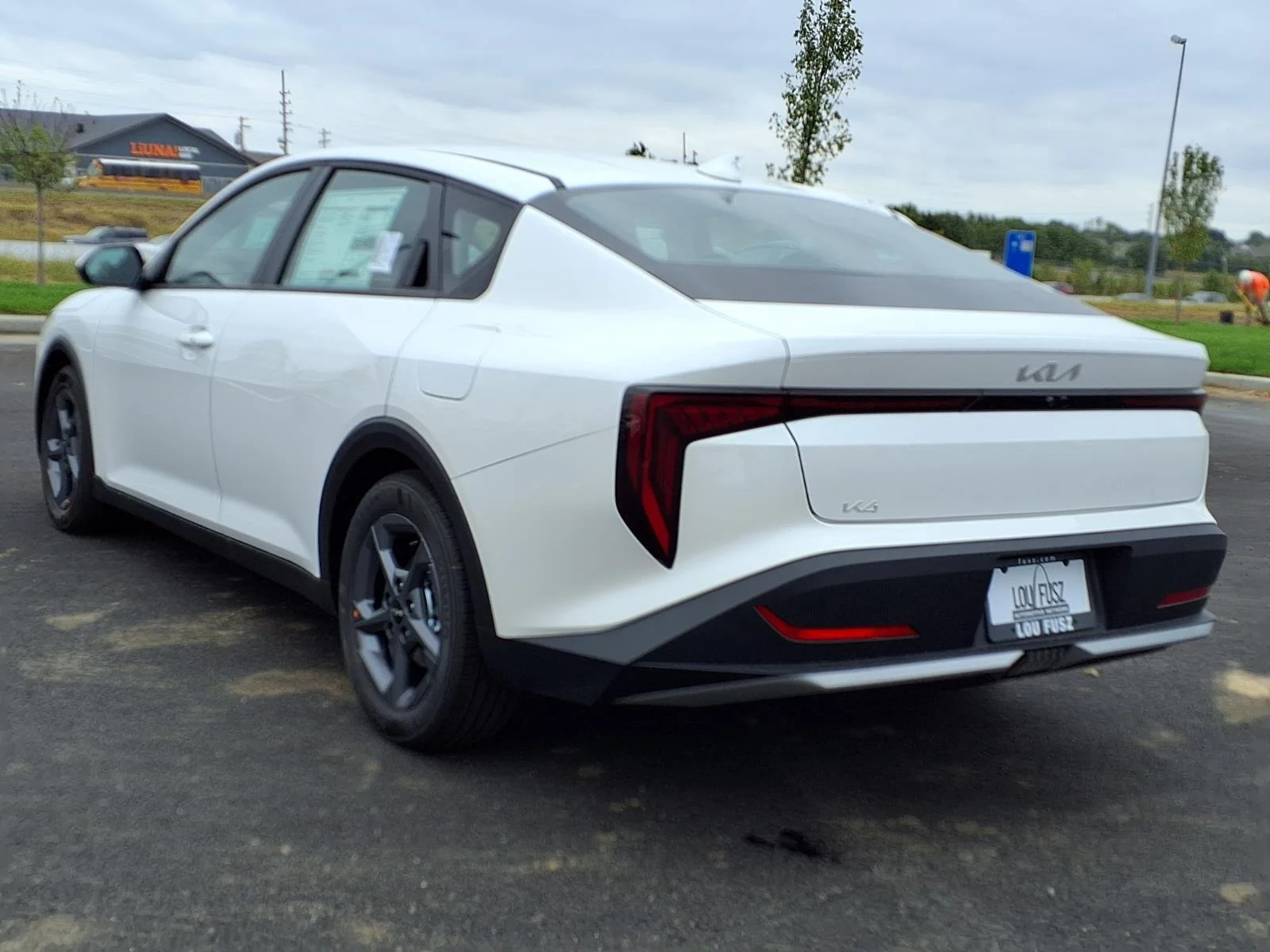 New 2026 Snow White Pearl Kia LXS image 2