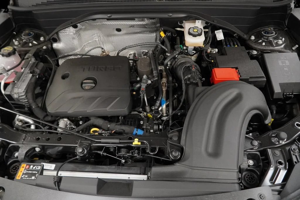 New 2026 Mosaic Black Metallic Chevrolet ACTIV image 41