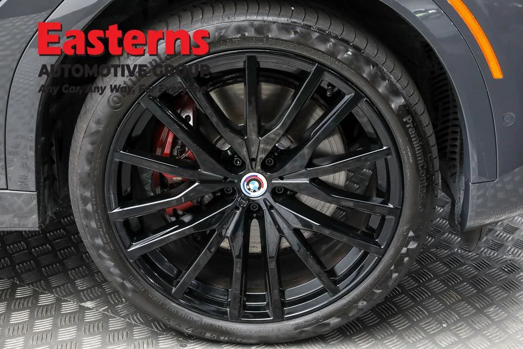 Used 2023 Gray BMW M50i image 33