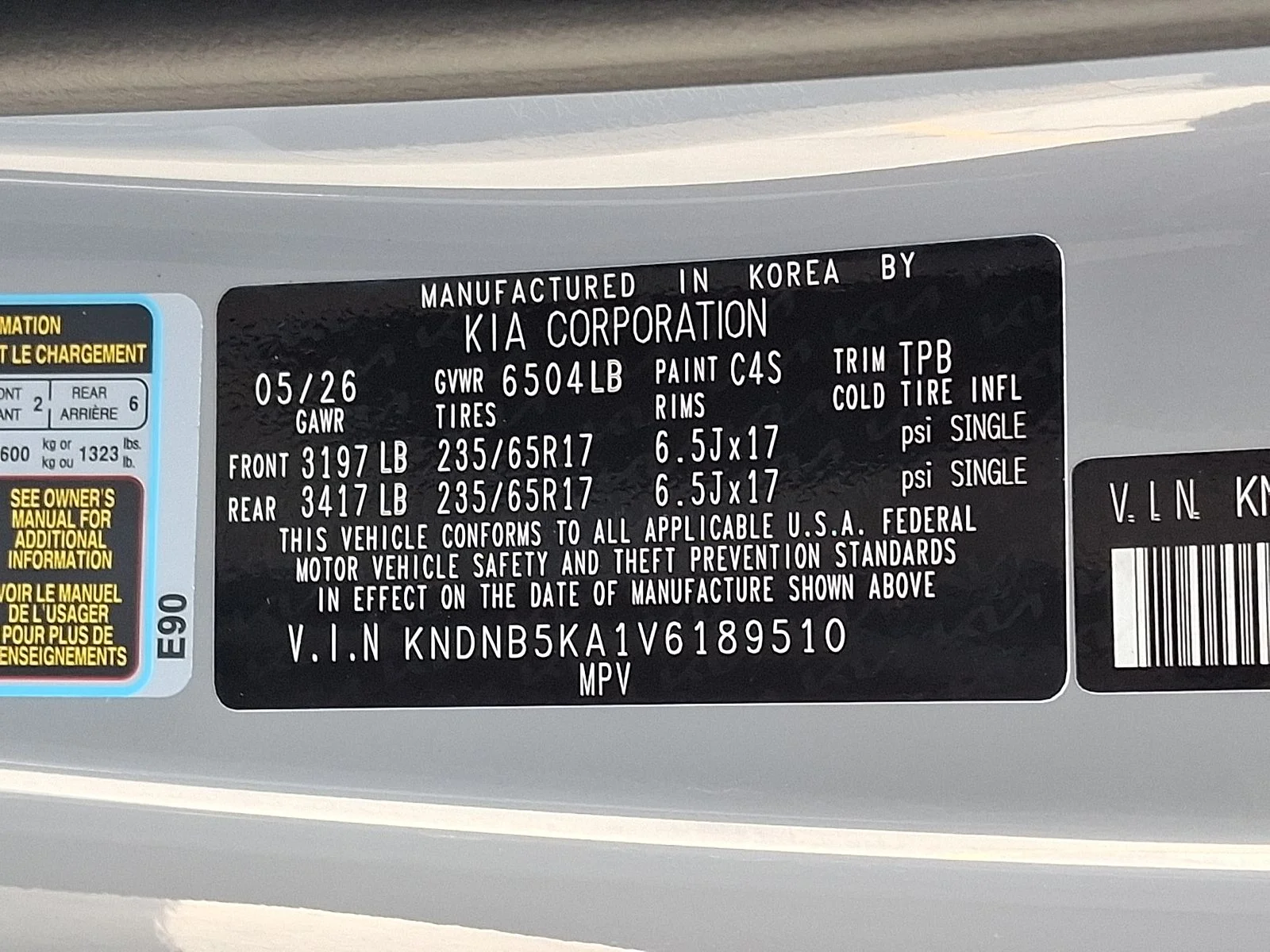 New 2027 White Kia LXS image 21