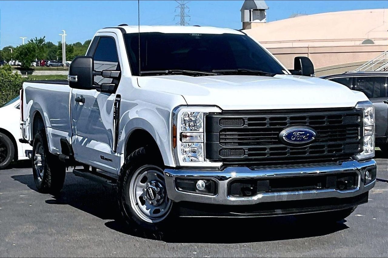 2024 Ford F-350 Super Duty XL - Photo 34