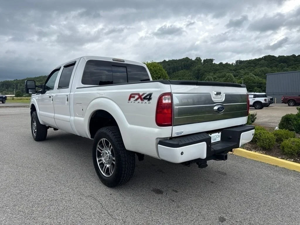 Used 2014 White Platinum Clearcoat Metallic Ford Platinum image 3