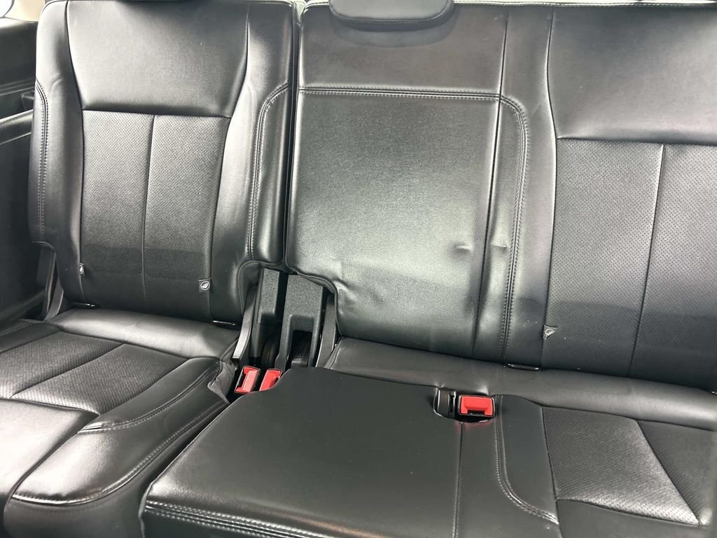 Certified Used 2024 Black Metallic Ford XLT image 19