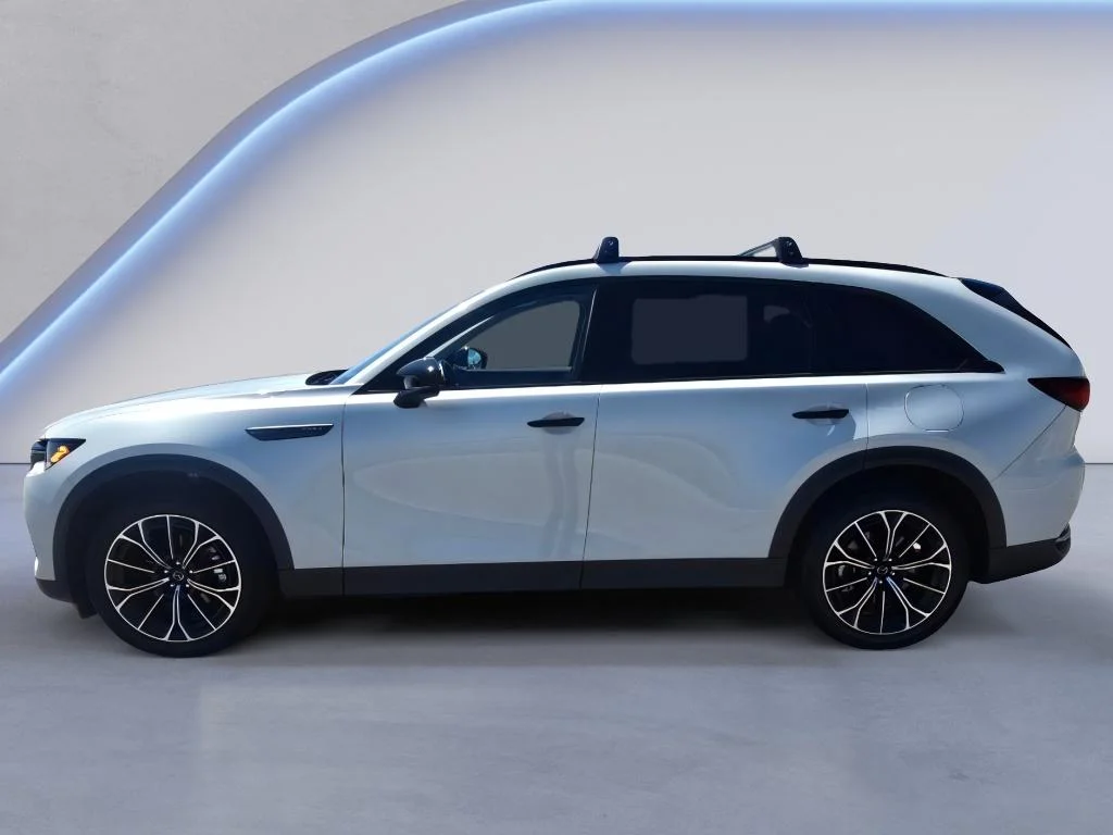 Used 2025 Rhodium White Premium Mazda Premium Package image 2