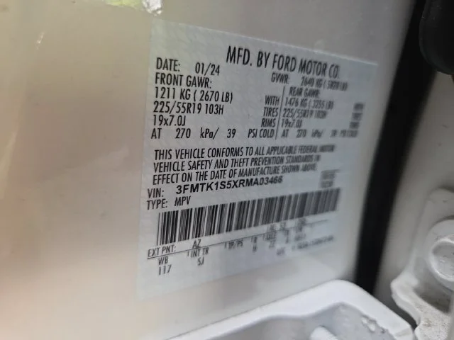 Used 2024 White Ford Select image 28