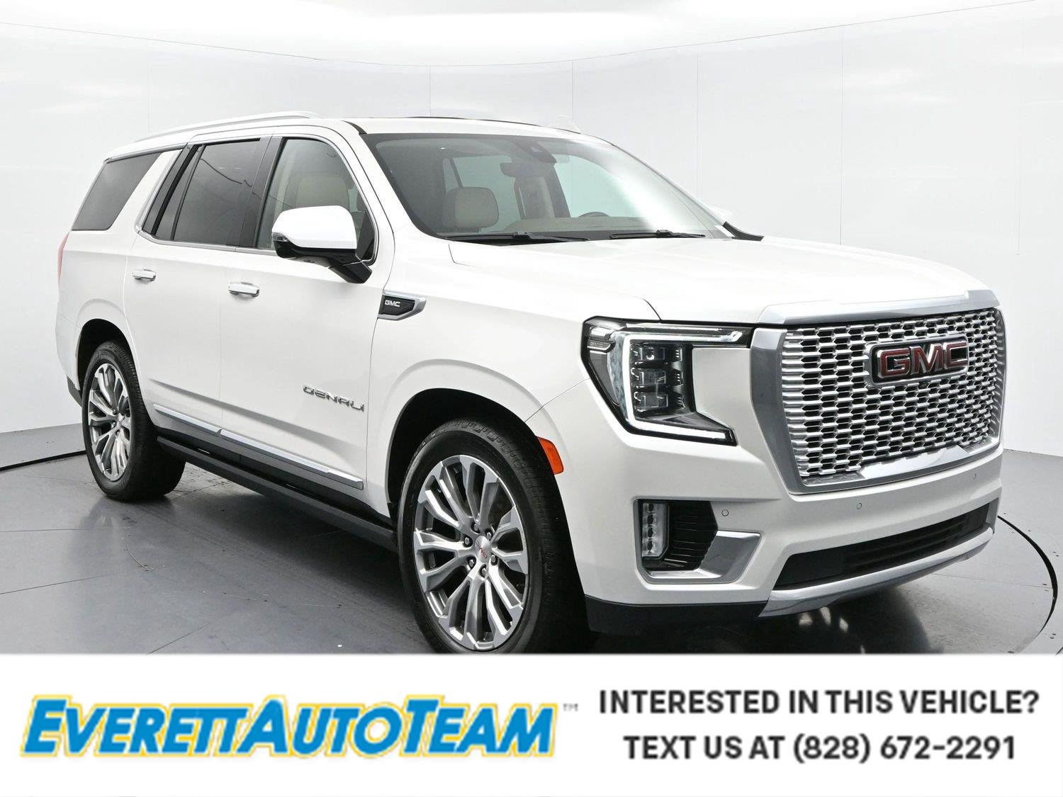 Used 2021 WHITE FROST TRICOAT GMC Denali image 1