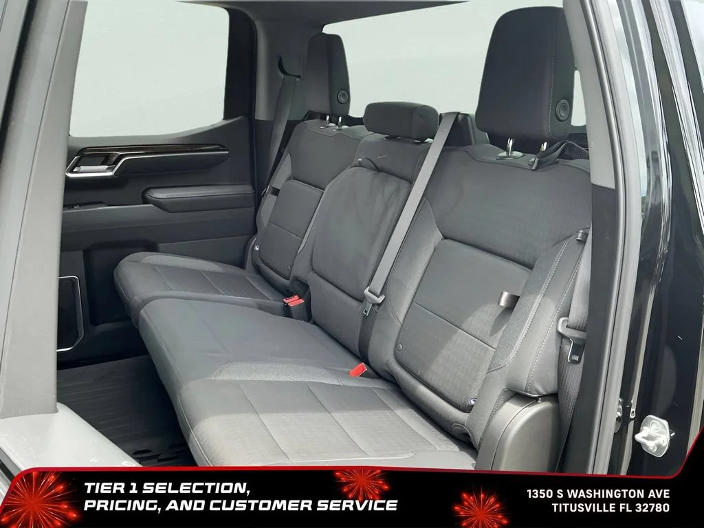 Used 2025 Onyx Black GMC Elevation image 25