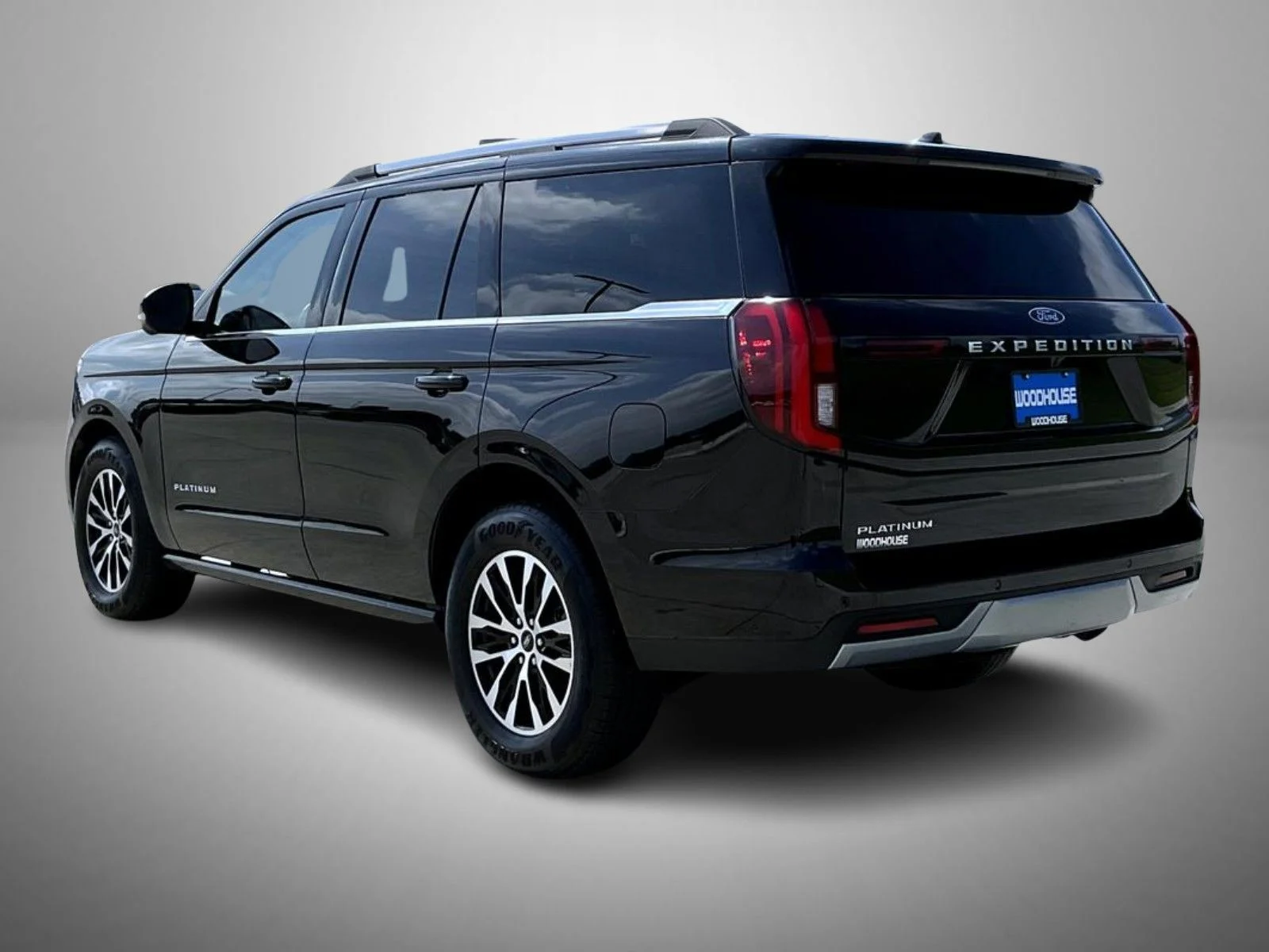 Used 2025 Black Ford Platinum image 7