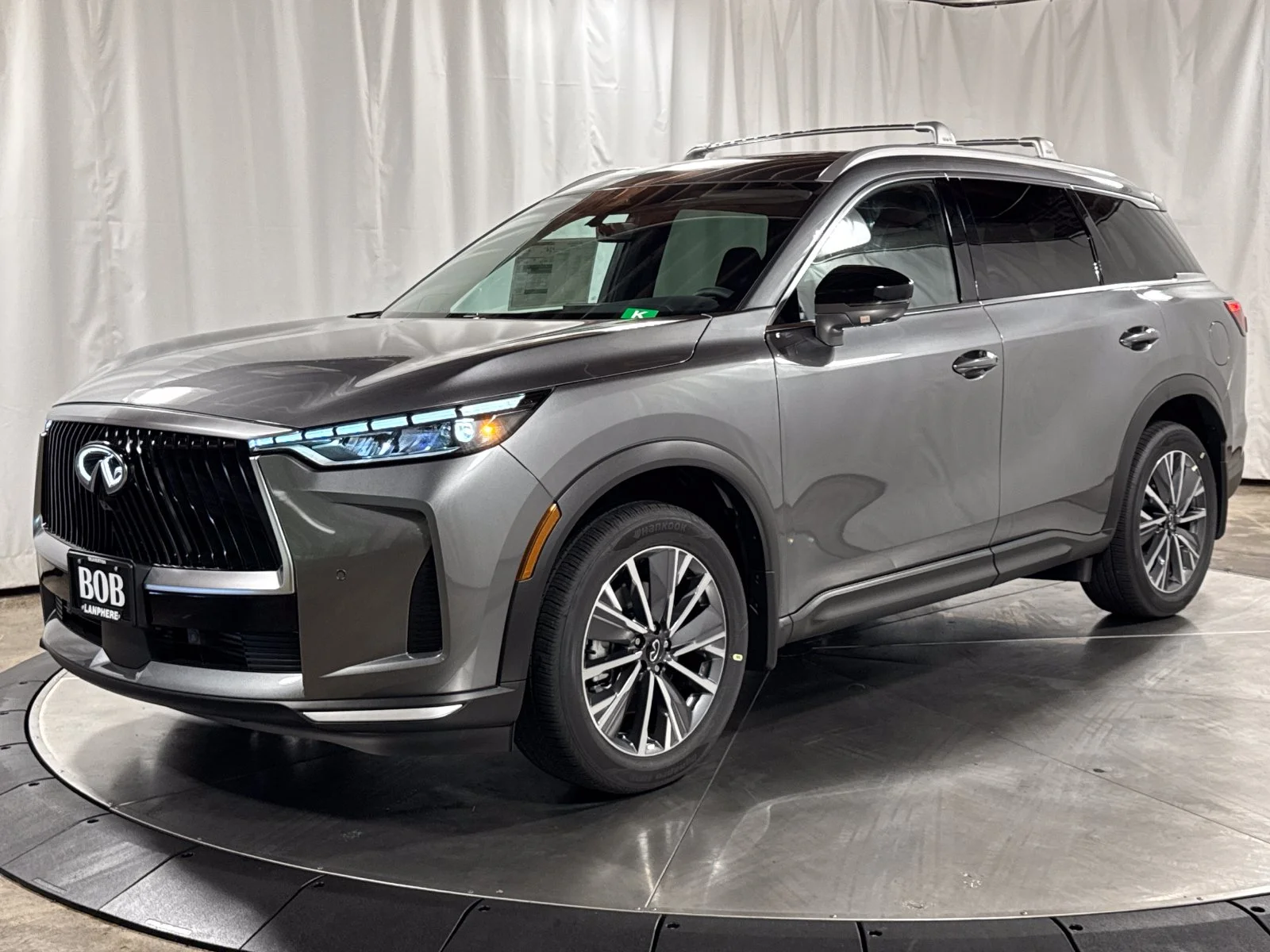 Used 2027 Gray INFINITI LUXE image 1