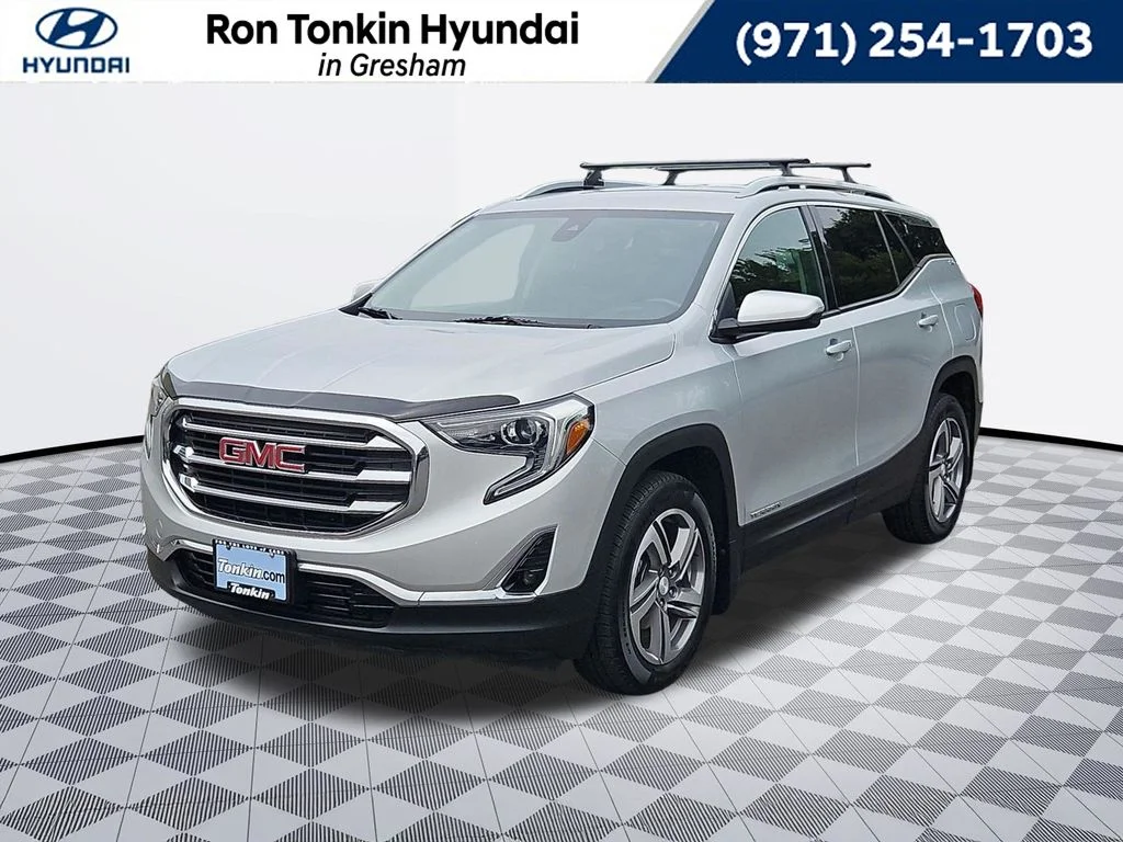 Used 2018 Quicksilver Metallic GMC SLT image 1