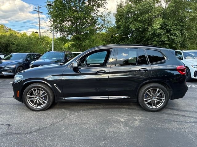 Used 2019 Black Sapphire Metallic BMW M40i image 2