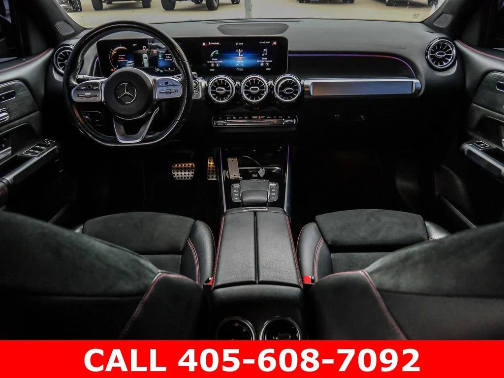 Used 2021 Blue Mercedes-Benz GLB 250 image 24