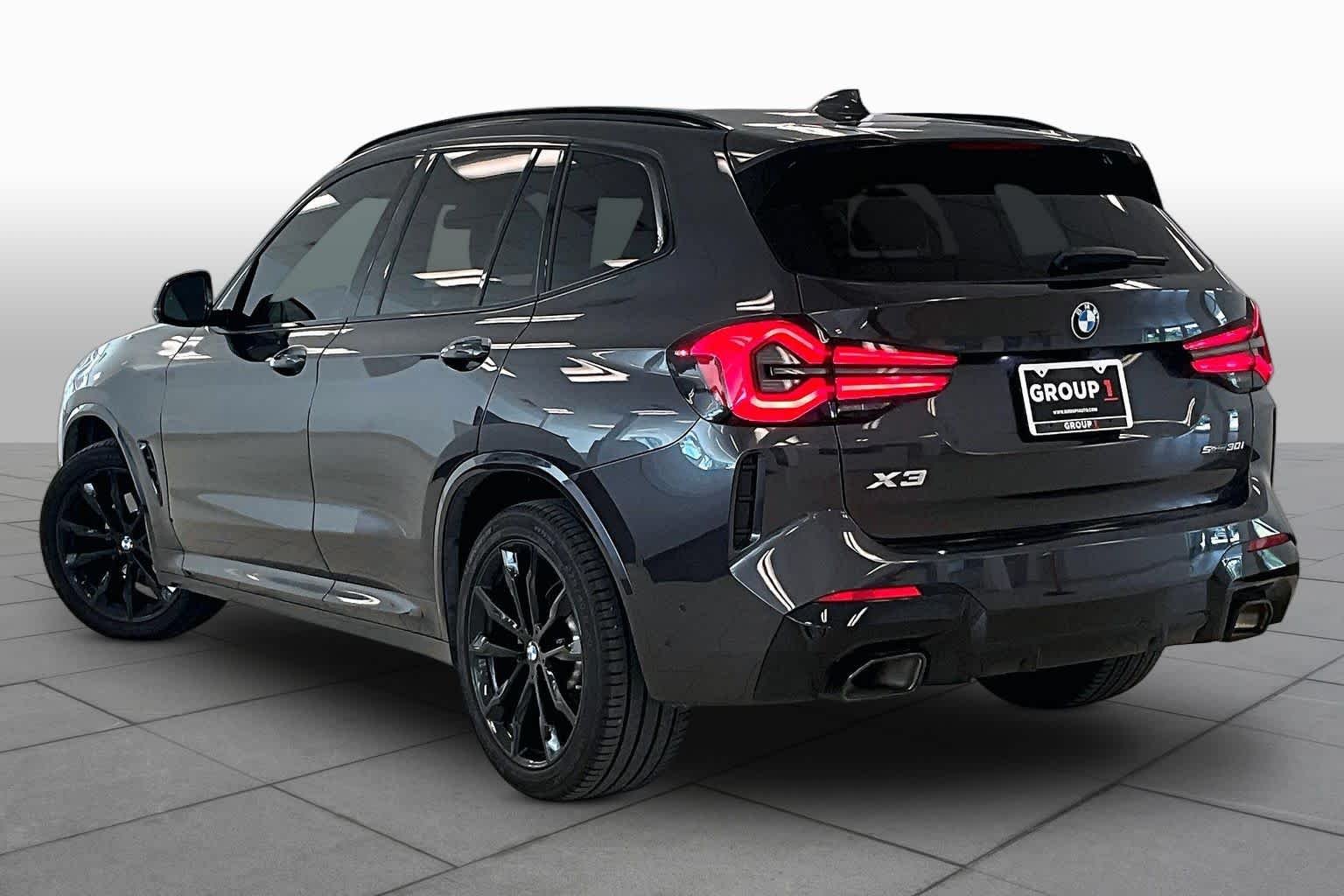 Used 2024 Dark Graphite Metallic BMW sDrive30i image 11