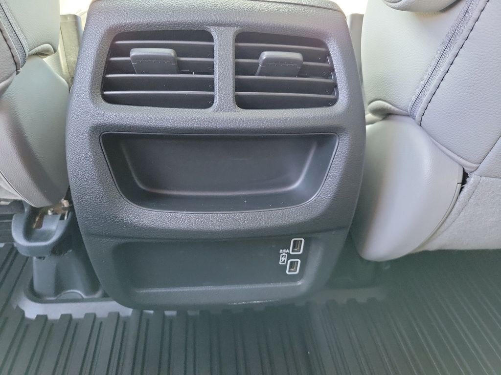 2023 Honda Passport EX-L - Photo 18