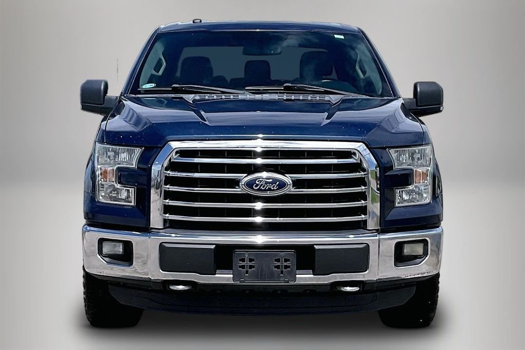 Used 2016 Blue Ford XLT image 3