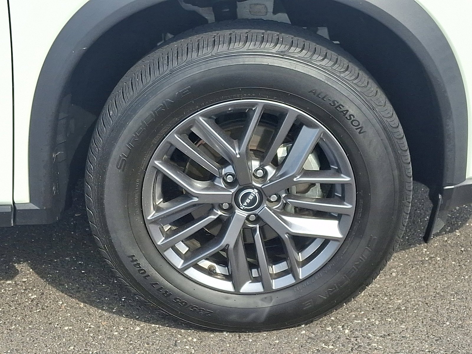 Certified Used 2024 Glacier White Nissan S image 8
