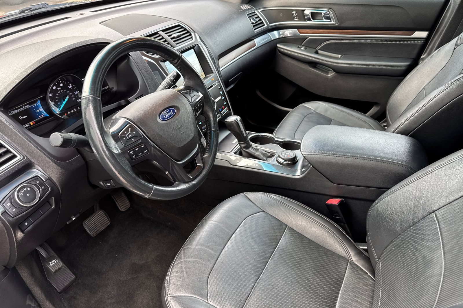 Used 2017 Blue Jeans Metallic Ford Limited image 10