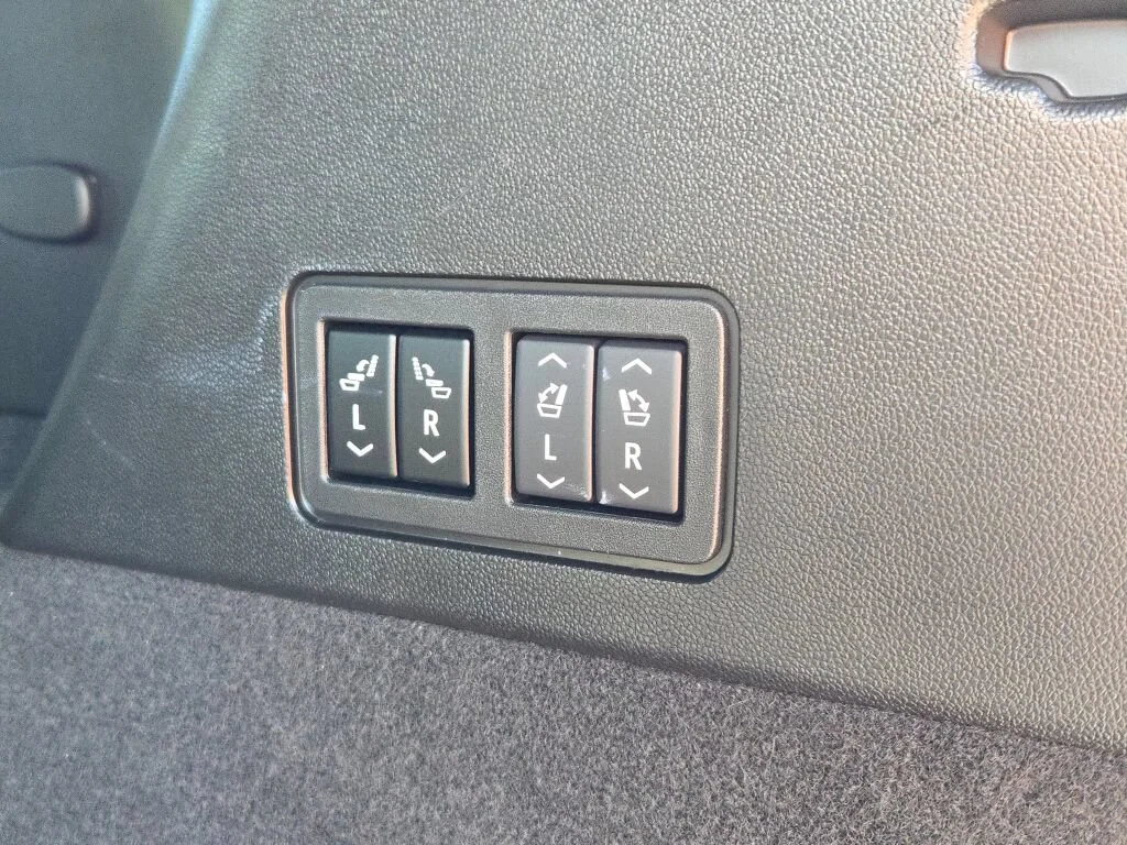 Used 2024 White Cadillac Sport image 17