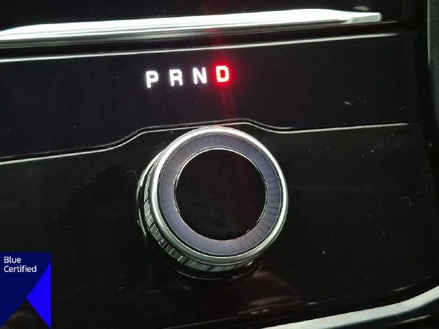 Used 2022 White Jeep Laredo image 25