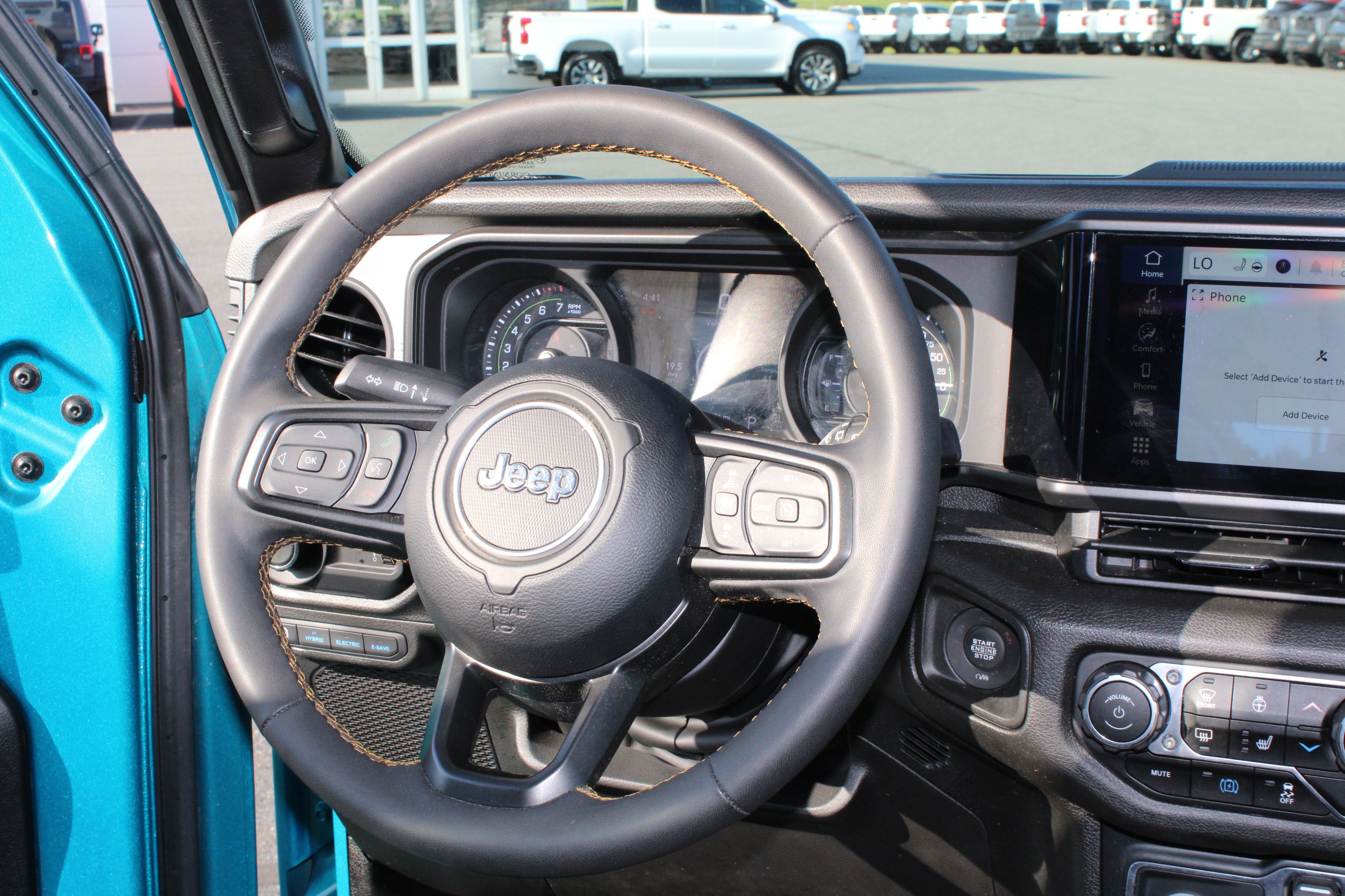 Used 2024 Bikini Pearl Coat Jeep Willys image 28
