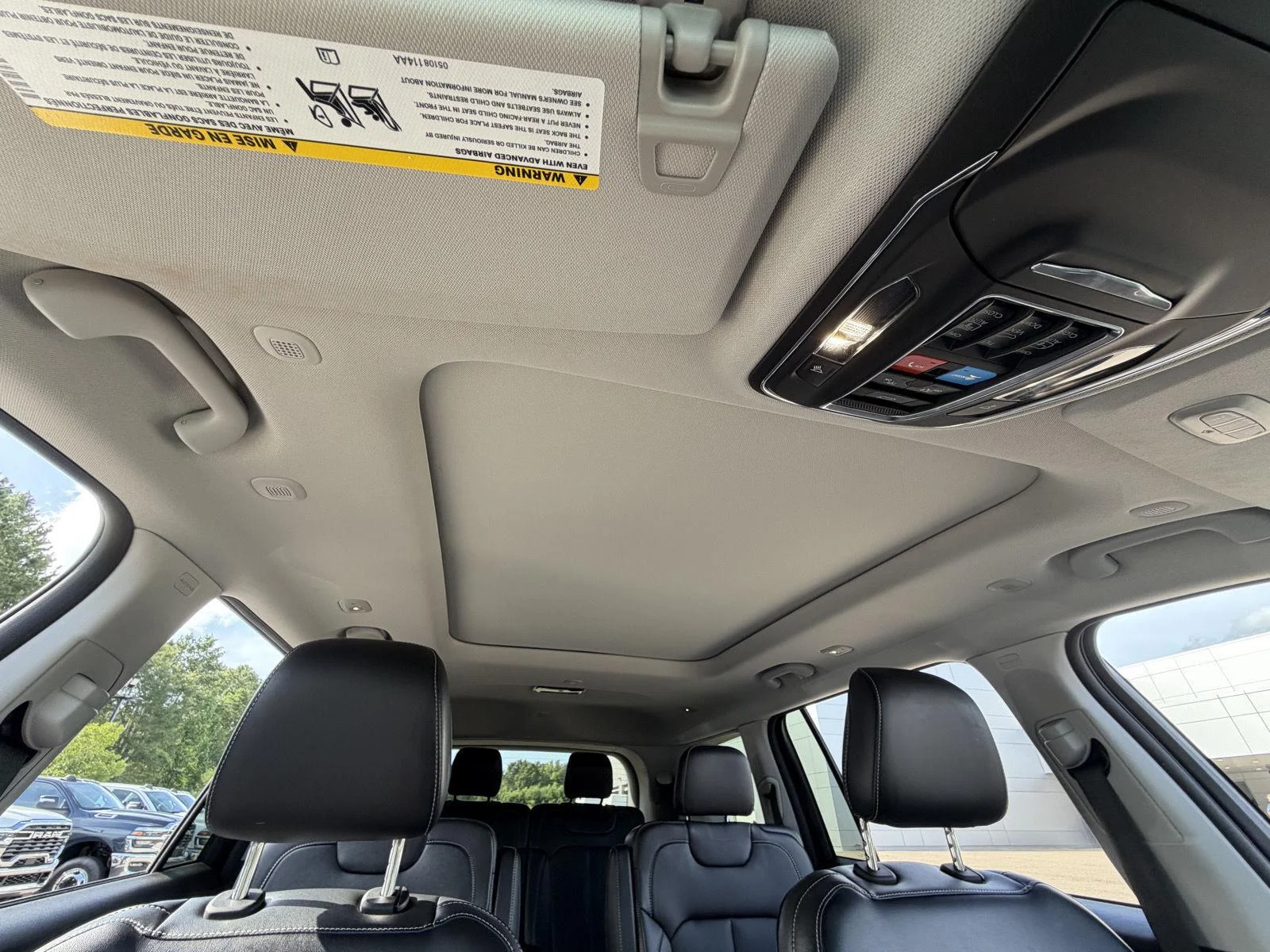 Used 2023 Bright White Clearcoat Jeep Limited image 23