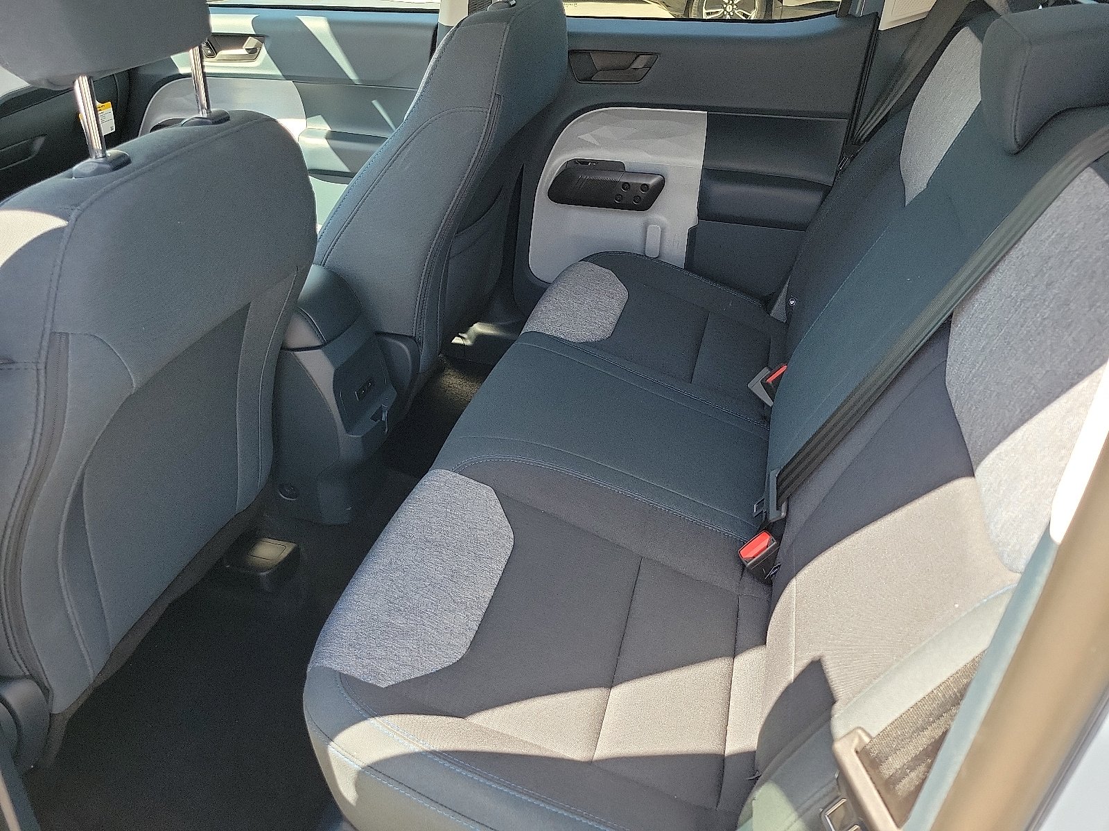 New 2026 Azure Gray Metallic Tri-Coat Ford XLT image 15