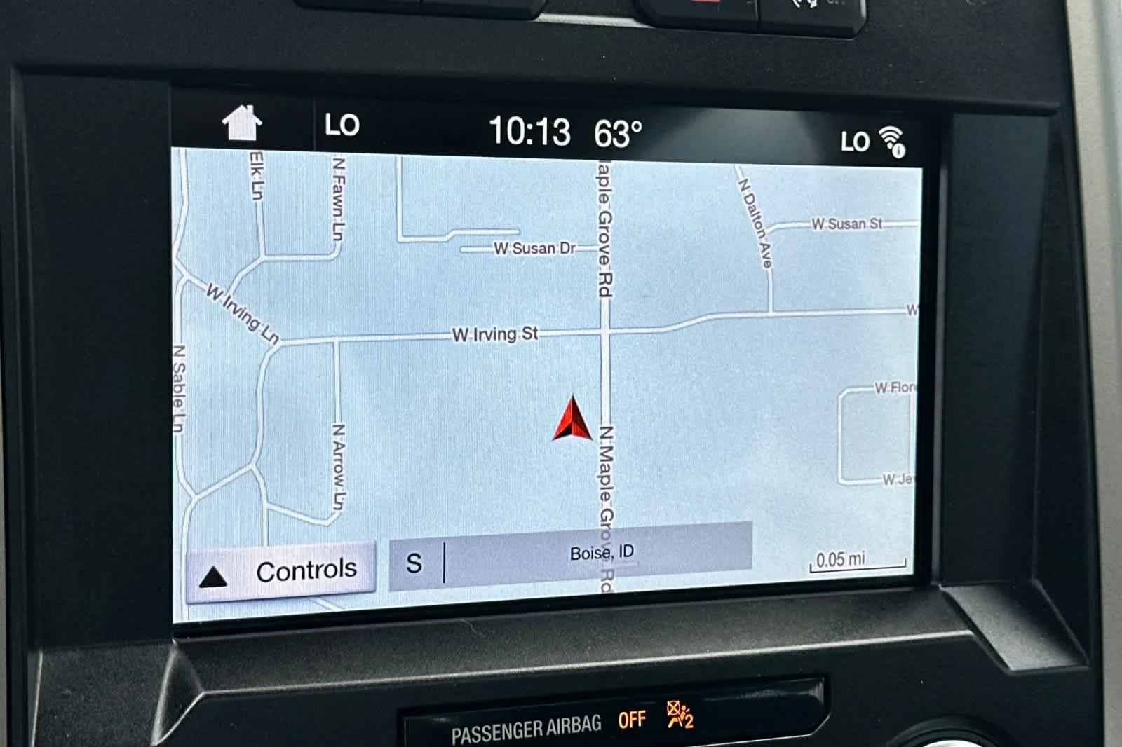 Certified Used 2019 Magnetic Metallic Ford LARIAT image 18