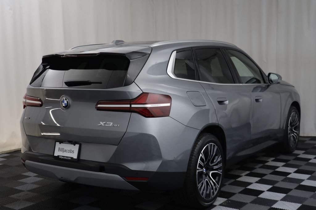 New 2026 Skyscraper Grey Metallic BMW 30 xDrive image 17