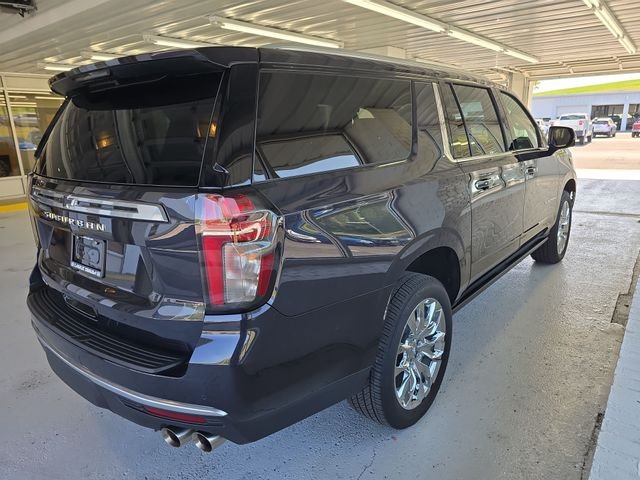 Used 2024 Gray Chevrolet High Country image 6