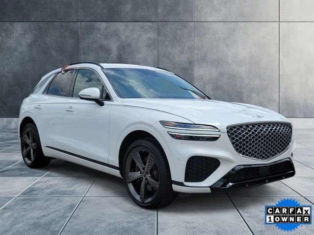 2025 Genesis GV70 2.5T Standard AWD's photo