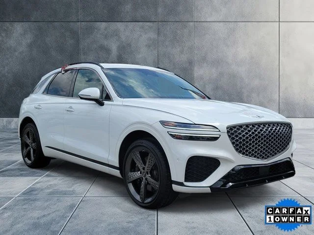 2025 Genesis GV70 2.5T Standard AWD's photo