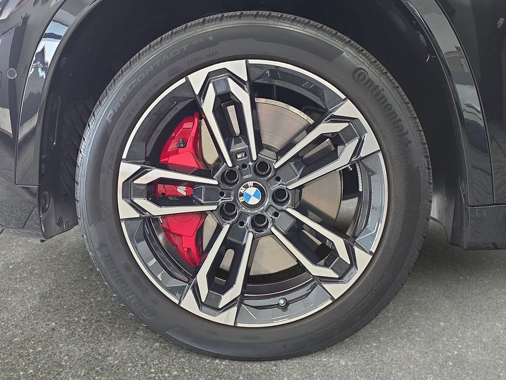 Used 2025 Black BMW M35i image 33