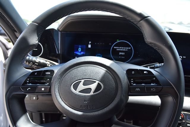 2025 Hyundai Elantra Blue - Photo 29