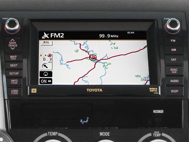 Used 2014 Blizzard Pearl Toyota Platinum image 21