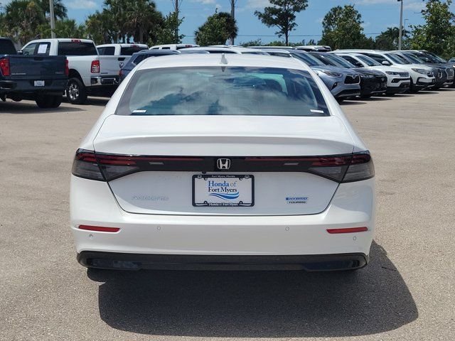 New 2026 Platinum White Pearl Honda Touring image 6