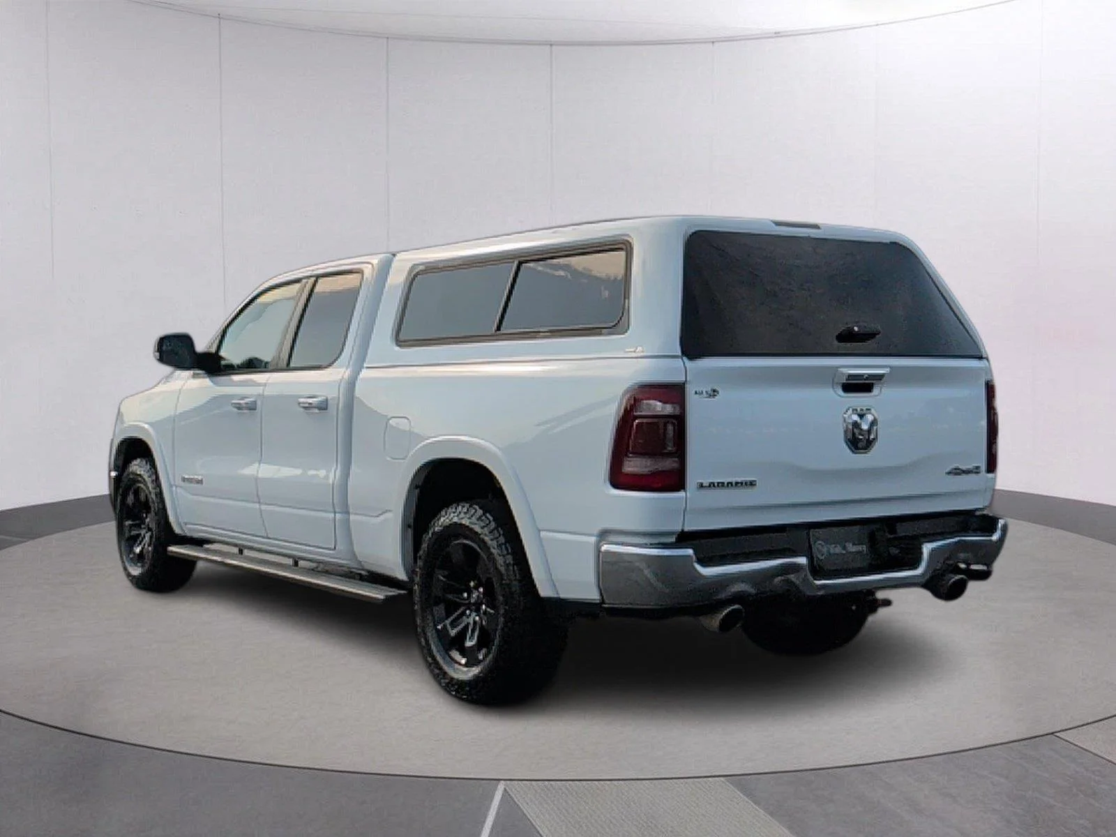 Used 2020 Bright White Clearcoat Ram Laramie image 3
