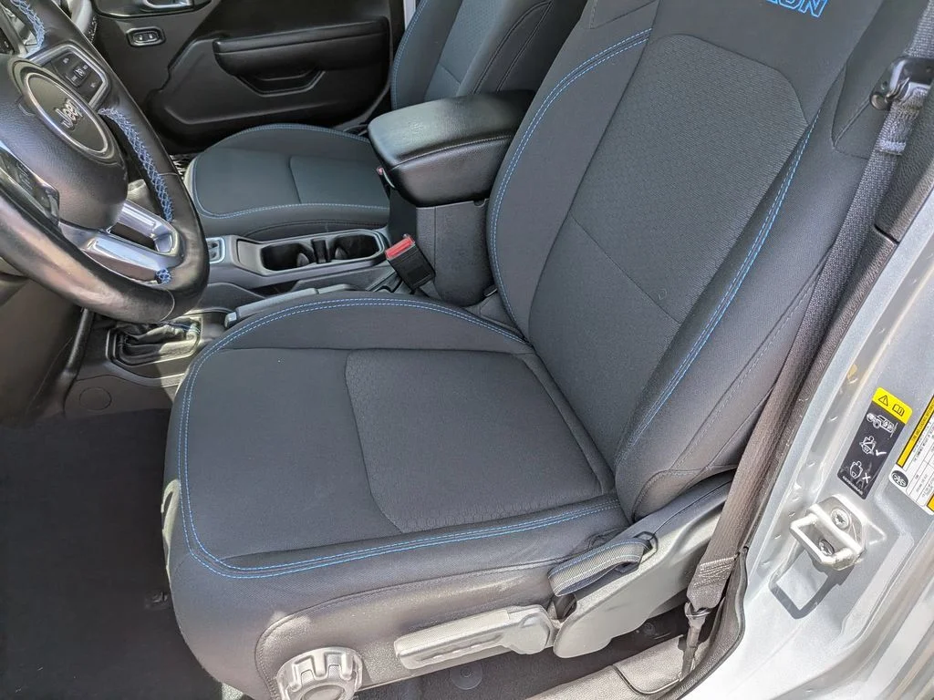 Used 2023 Silver Jeep Rubicon 4xe image 20