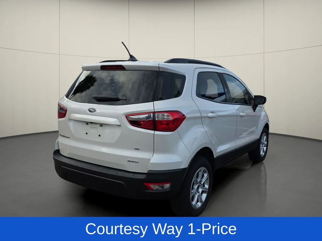 Used 2020 White Ford SE image 9