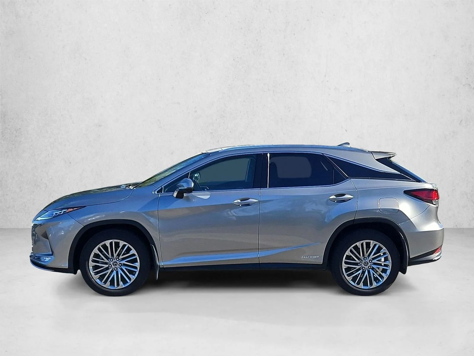 Used 2022 Atomic Silver Lexus RX 450h image 9