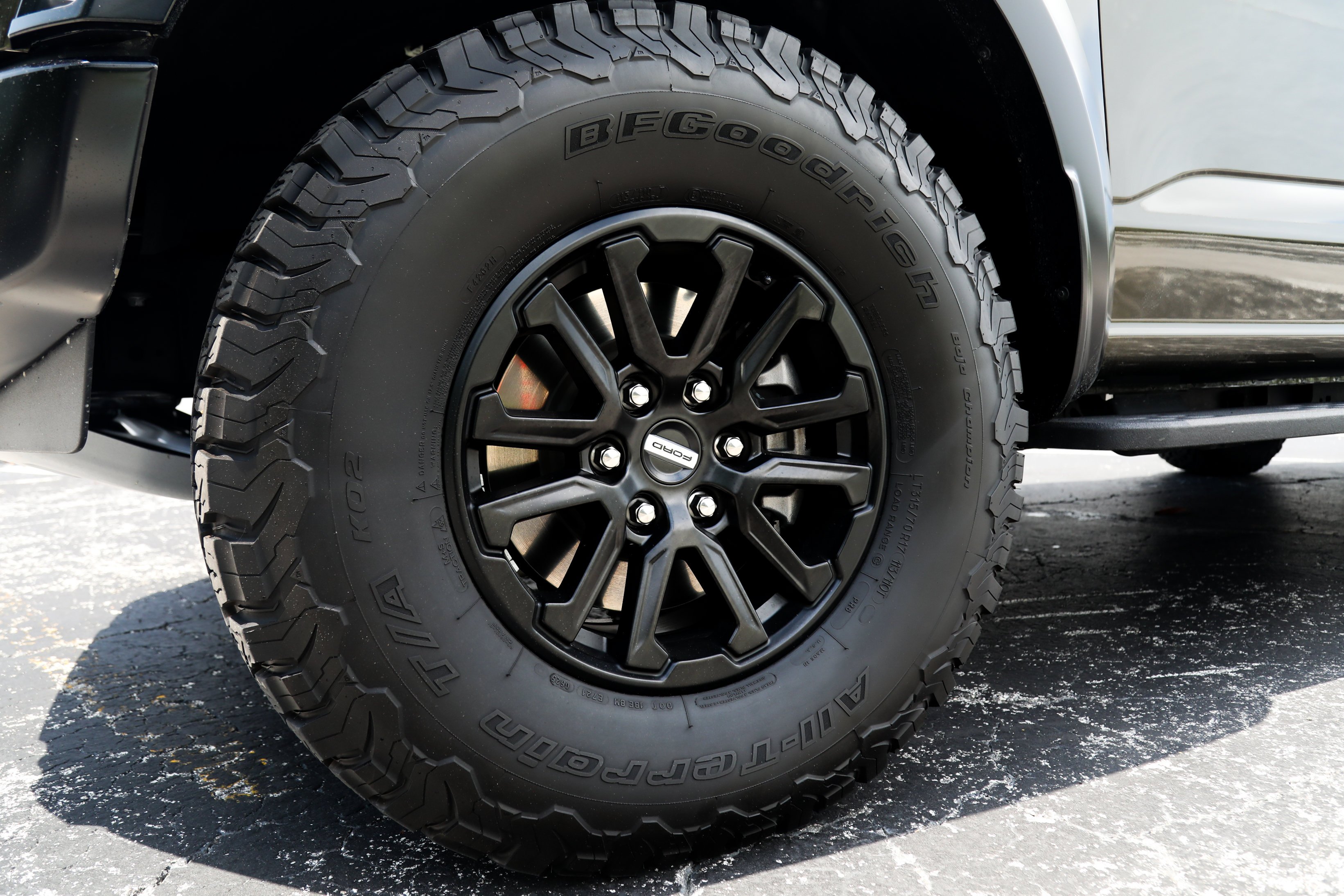 Used 2025 Green Ford Raptor image 12