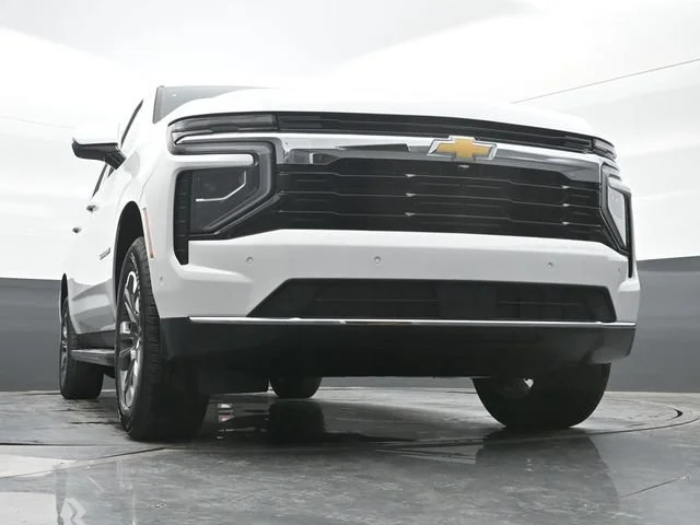 2026 Chevrolet Suburban LS - Photo 14