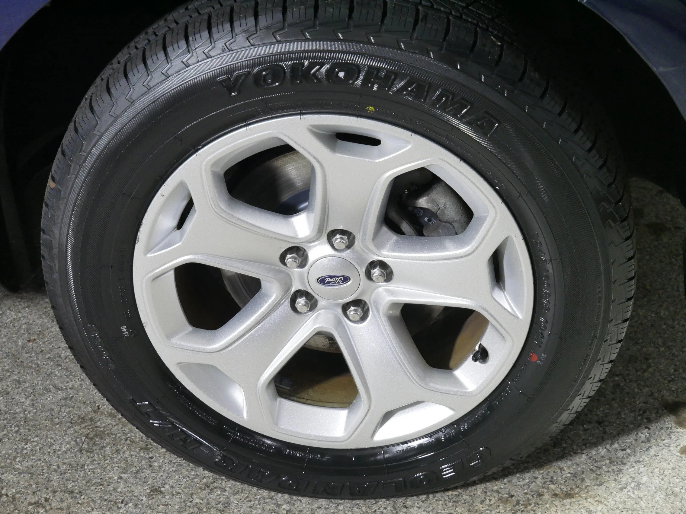 Used 2011 Kona Blue Metallic Ford SEL image 15