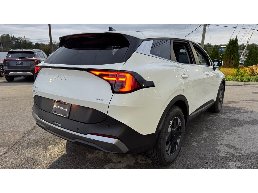 2026 Kia Sportage Hybrid LX photo 3